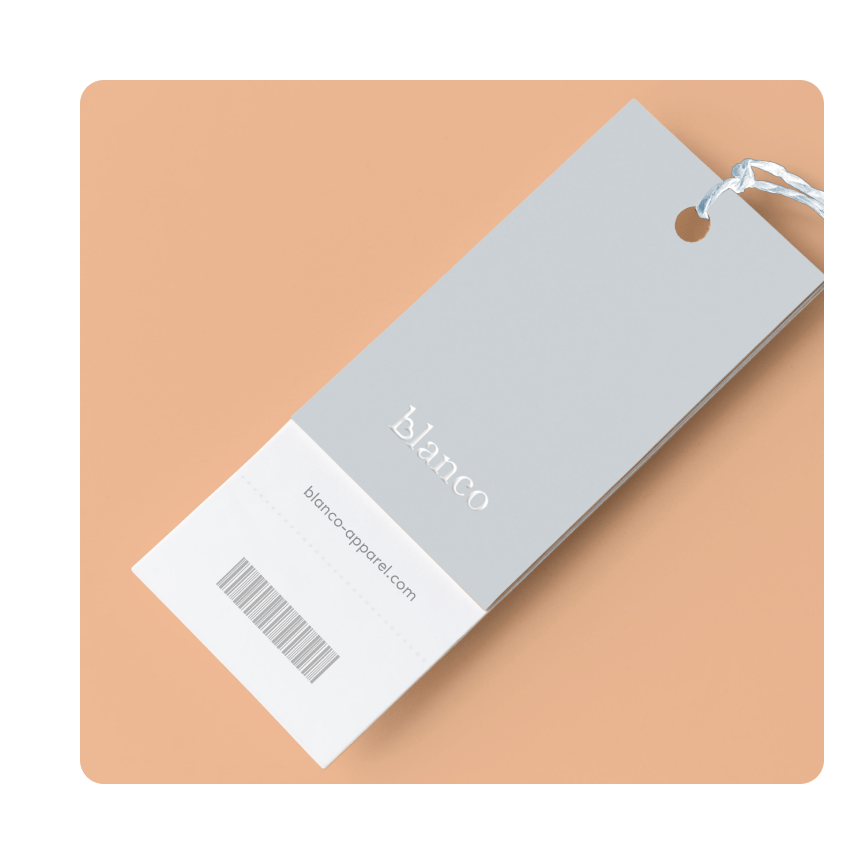 Etichetta Blanco con URL del sito e logo embossato