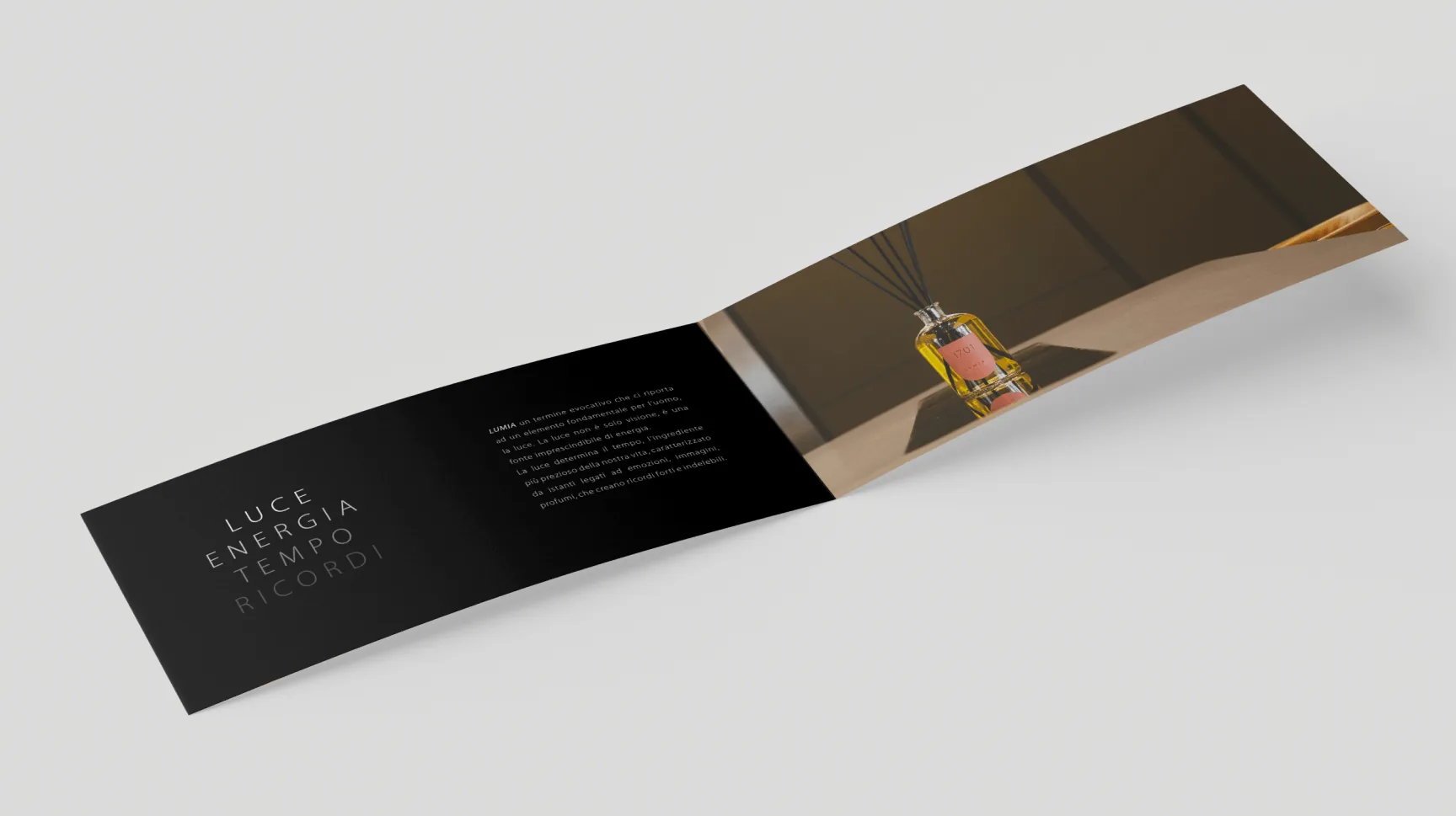 Materiale retail per Lumia: art direction ed editorial design per collezioni home fragrance