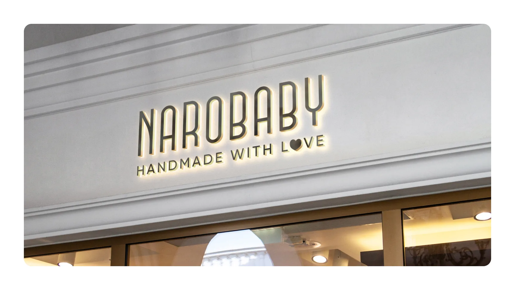 Etichetta di prodotto per Narobaby: identità per accessori all'uncinetto Made in Italy per neonati