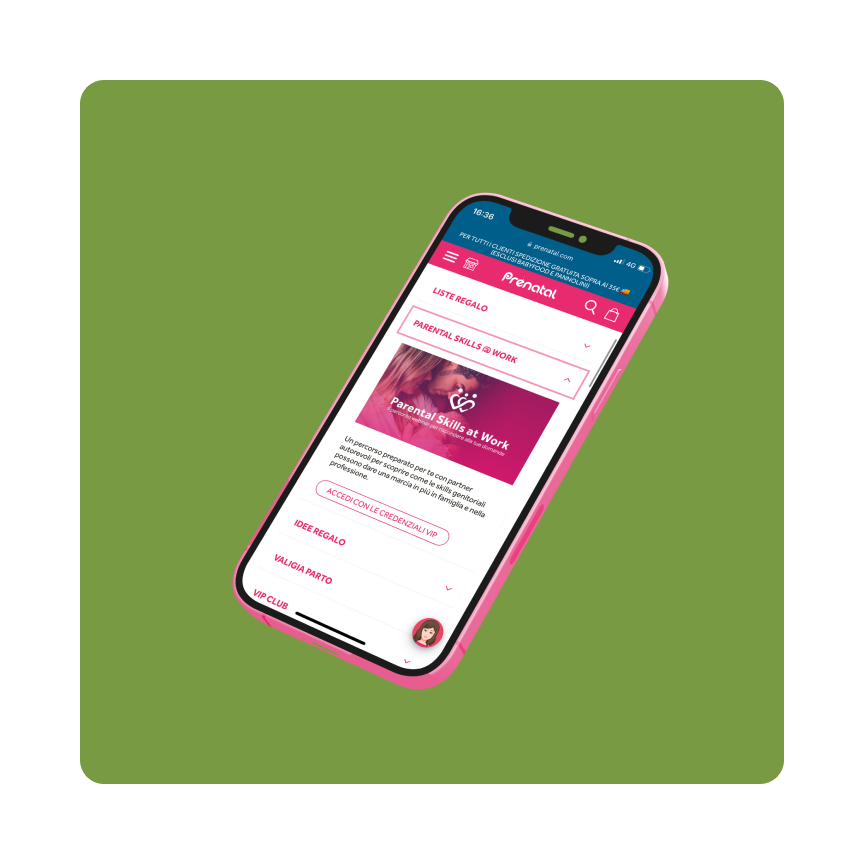 Mockup mobile Prenatal con card Parental Skills at Work in evidenza